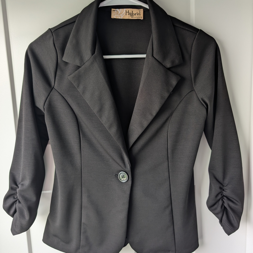 Hybrid & company Women's Black Blazer